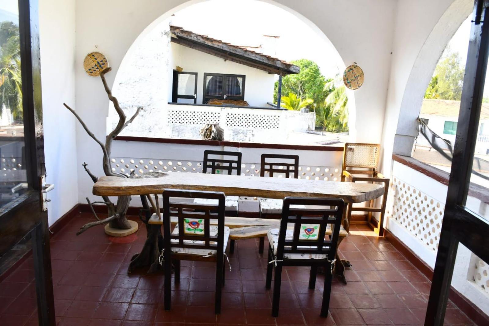 Mavericks Convenient Cozy Loft In Diani'S Cbd Укунда Екстериор снимка